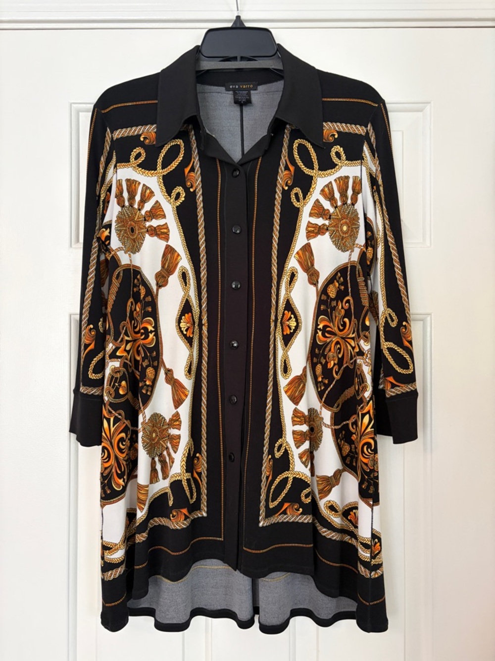 eva varro Black, White & Gold Ornate Button-Front Tunic
